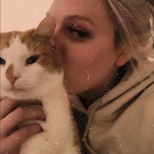 Meet your Posher, Dani